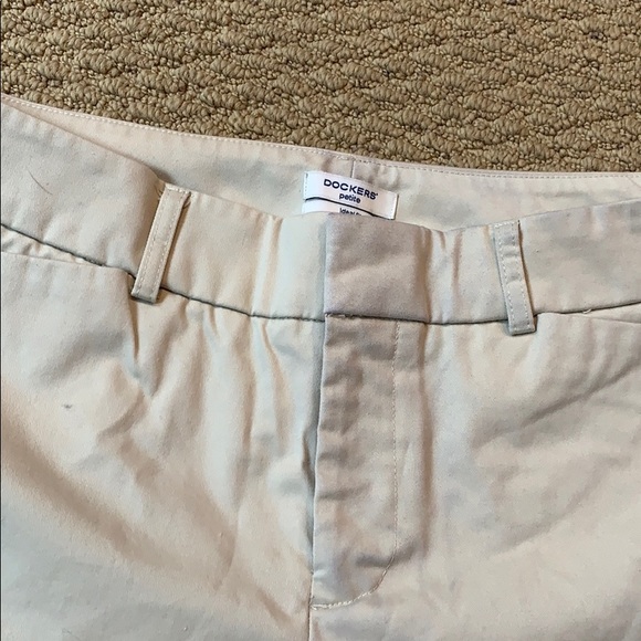 Dockers ideal fit pants Size 10P - Picture 2 of 4
